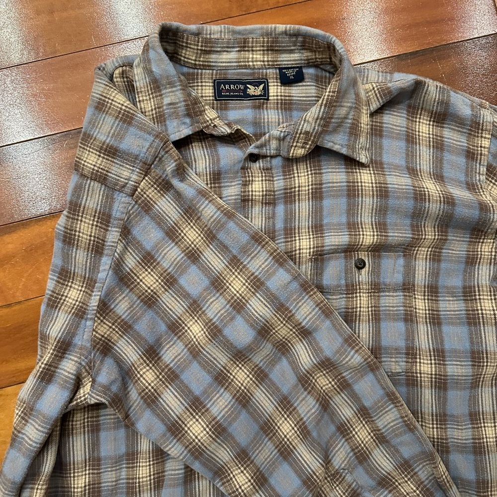 Arrow Men's Casual Blue and Brown Checkered Shirt